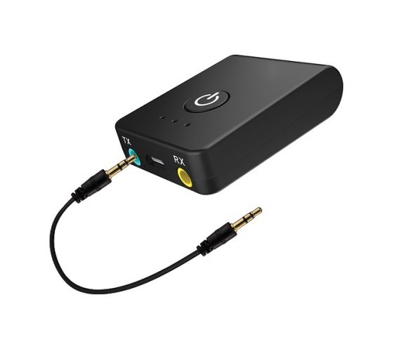 Av:Link Bluetooth 2-In-1 Transmitter and Receiver In Use 1