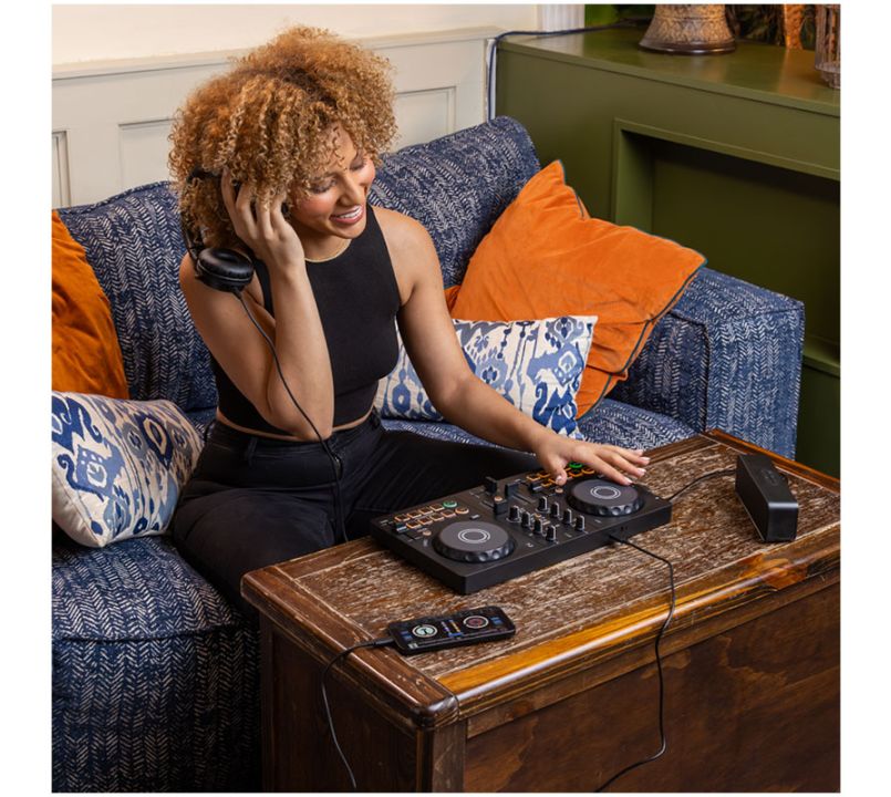 AlphaTheta DDJ-FLX2, DM-40D and HDJ-CUE1 Starter DJ Bundle