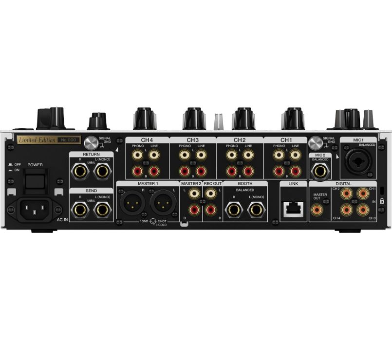 Pioneer CDJ-2000NXS2-W and DJM-900NXS2-W Limited edition Package