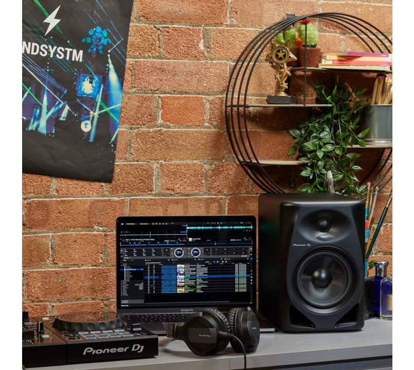 Pioneer DJ DM-50D 5-inch Desktop Speaker Monitor System (pair)