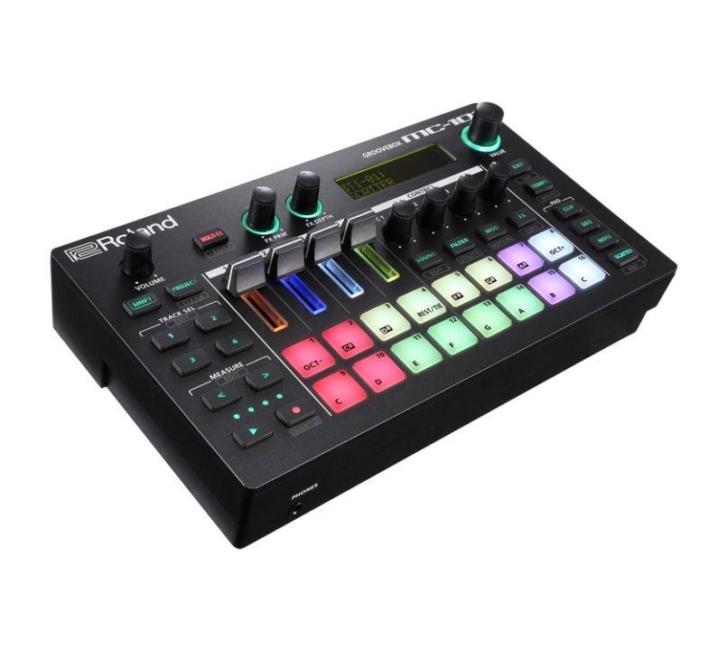 Roland MC-101 Groovebox