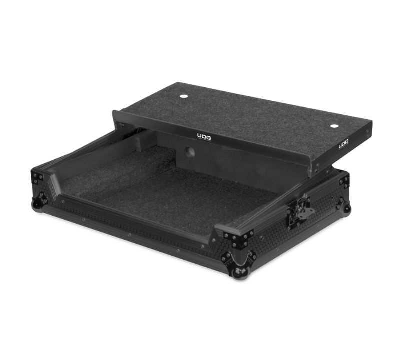 UDG Ultimate Traktor S4 Mk3 Flight Case Plus Laptop Shelf