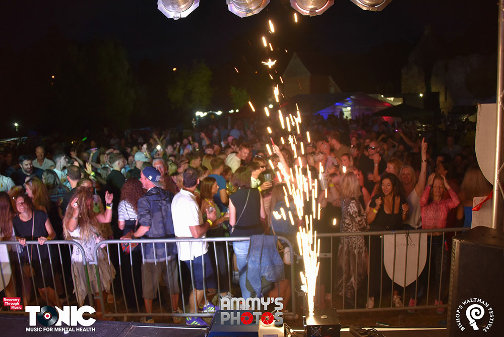 Win a DJ Set at Bishop’s Waltham Festival – June 2026 Uplighters